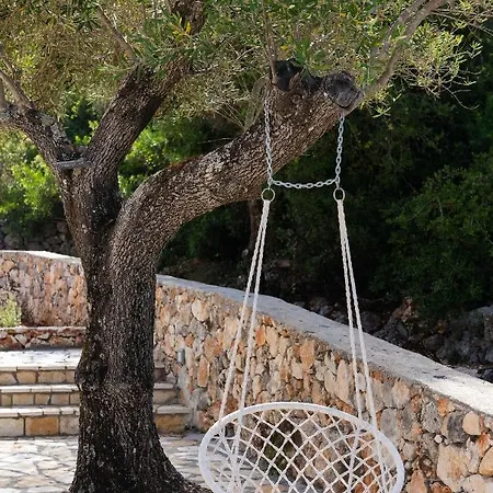 Ionian Mansion * Antipata (Erisos)